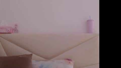 AllylicArabis online show from May 3, 1:50 pm