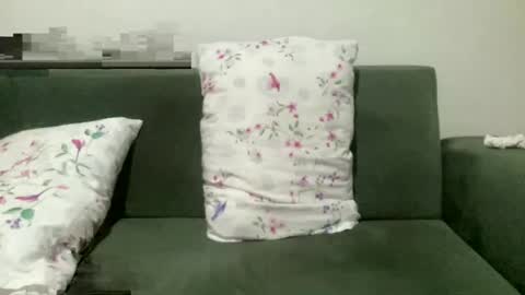 Snapshot of alarasissy chatting on June 10, 9:46 pm alarasissy online show from June 10, 9:46 pm