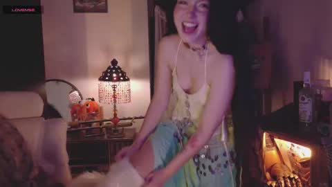 Alaska Grace       online show from October 8, 3:26 am