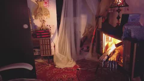 Alaska Grace       online show from December 5, 4:21 am