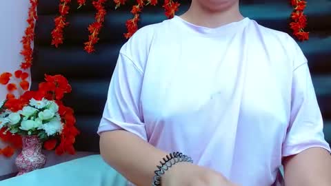 Snapshot of alasmith_ chatting on January 16, 8:11 am AlaSmith  online show from January 16, 8:11 am