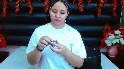 Snapshot of alasmith_ chatting on January 23, 2:12 am AlaSmith  online show from January 23, 2:12 am