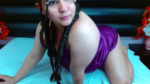 Snapshot of alasmith_ chatting on January 24, 8:02 am AlaSmith  online show from January 24, 8:02 am