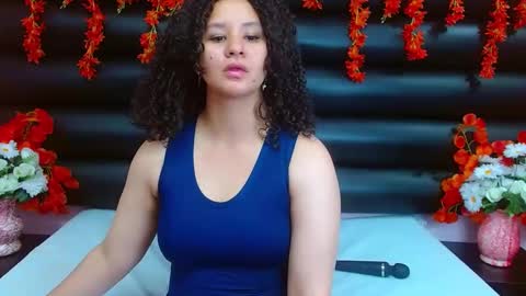 Snapshot of alasmith_ chatting on February 7, 2:19 am AlaSmith  online show from February 7, 2:19 am