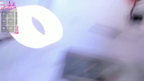 Alaya Noir  online show from December 17, 12:33 pm