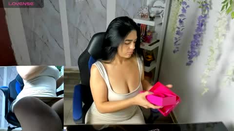 Alaya online show from May 10, 4:23 pm