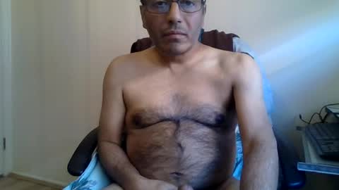 albalchal1973 online show from June 24, 12:42 am