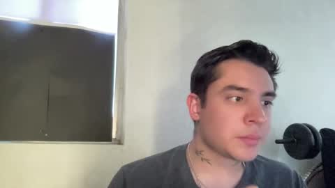 alber753713 online show from May 31, 12:19 am