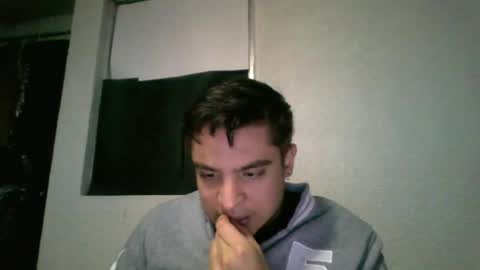 albertoarenas online show from July 3, 8:21 am