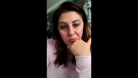 Snapshot of albina6543 chatting on February 6, 10:18 am albina online show from February 6, 10:18 am