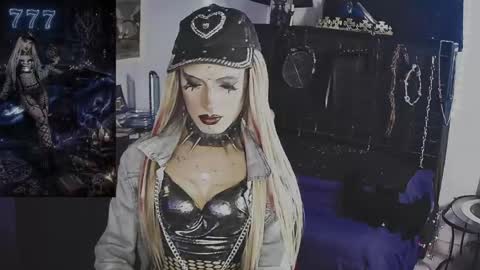 Mistic witch online show from June 8, 2:50 pm