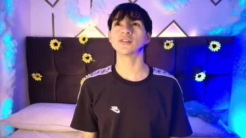 ale_aurarashi online show from April 27, 12:25 pm