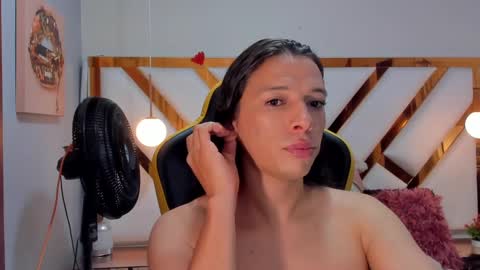 Snapshot of ale_noah_xxx chatting on February 23, 7:11 am ale_noah_xxx online show from February 23, 7:11 am