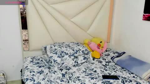 ale_noah_xxx online show from February 25, 1:37 am