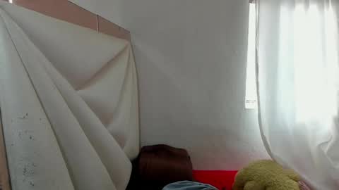 Snapshot of ale_noah_xxx chatting on August 1, 9:25 pm ale_noah_xxx online show from August 1, 9:25 pm