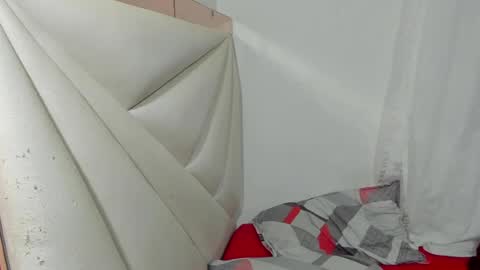 Snapshot of ale_noah_xxx chatting on August 8, 1:08 am ale_noah_xxx online show from August 8, 1:08 am