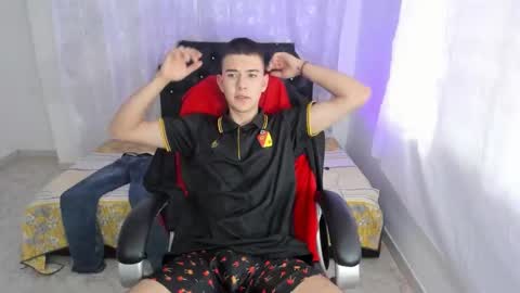 Aleck Boy online show from February 4, 7:31 pm