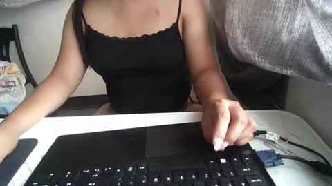 alecxza online show from March 9, 4:05 am