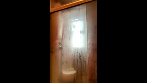 Andrea online show from February 6, 11:30 pm