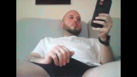 Snapshot of aleeexxxx4u chatting on January 16, 9:35 am aleeexxxx4u online show from January 16, 9:35 am