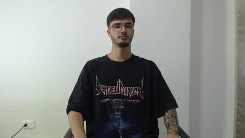 aleex_miller online show from September 18, 4:36 am