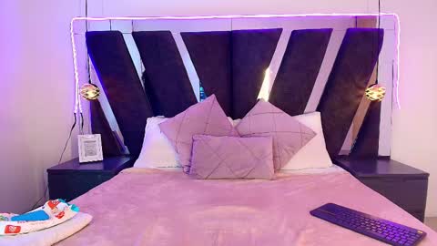 Alehia Cute online show from March 14, 9:31 pm