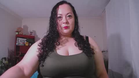 Snapshot of aleia_taylor chatting on March 7, 10:07 pm aleia taylor online show from March 7, 10:07 pm