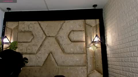 aleja__slav3 online show from May 7, 8:36 pm