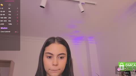 Snapshot of alejaa___ chatting on October 8, 11:52 am Alejandra online show from October 8, 11:52 am