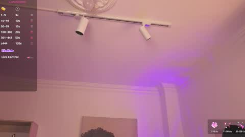 Snapshot of alejaa___ chatting on October 23, 11:42 am Alejandra online show from October 23, 11:42 am