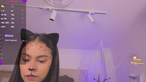 Snapshot of alejaa___ chatting on October 31, 11:44 am Alejandra online show from October 31, 11:44 am