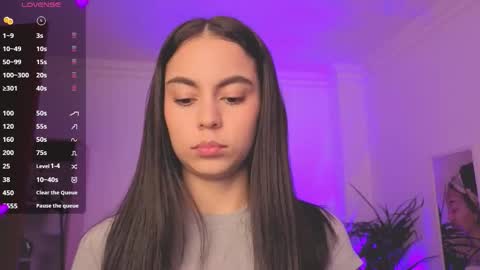 Alejandra online show from February 19, 11:39 am