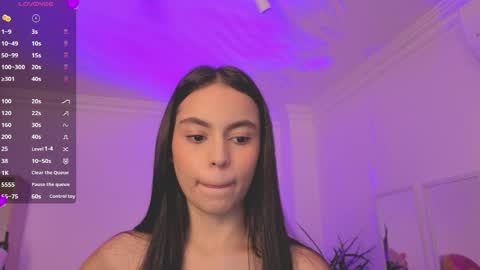 Alejandra online show from May 4, 11:28 am