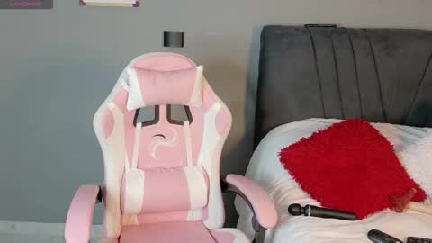 Alejandra Jones online show from September 28, 12:27 am