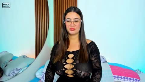 Aleja Moore online show from February 15, 1:52 pm