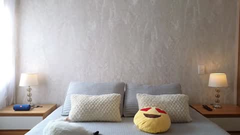 Alejandhra online show from January 21, 7:50 pm