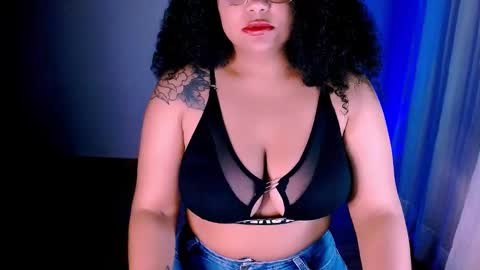 Snapshot of alejandra_conde chatting on January 28, 11:28 pm Alejandra online show from January 28, 11:28 pm