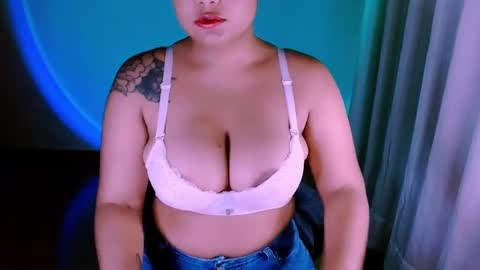 Snapshot of alejandra_conde chatting on February 28, 1:26 am Alejandra online show from February 28, 1:26 am