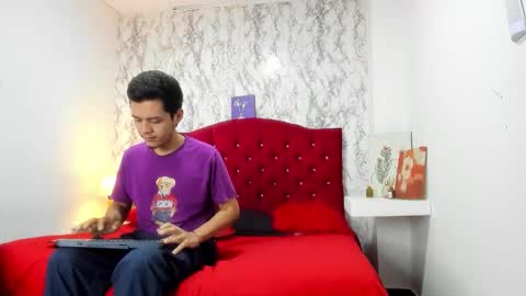 Snapshot of alejandra_james chatting on March 30, 11:22 am ALEJANDRA JAMES online show from March 30, 11:22 am