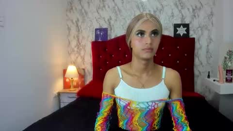 ALEJANDRA JAMES online show from April 30, 3:51 pm