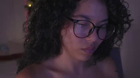 O.F alejandra h1998 stream 300 pm - 1100 pm online show from December 11, 11:10 pm