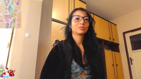 Snapshot of alejandracherry_ chatting on December 31, 7:53 am Alejandra online show from December 31, 7:53 am