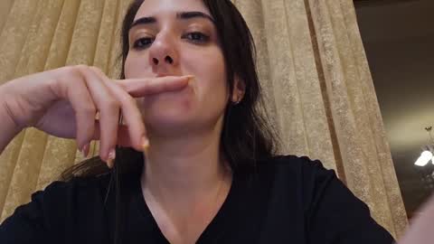 Snapshot of alejandradelaney chatting on January 1, 3:14 pm alejandradelaney online show from January 1, 3:14 pm