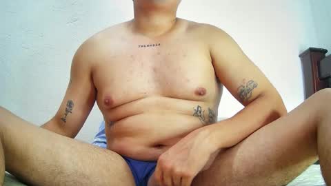 Snapshot of alejandro_b0y chatting on January 25, 6:12 am Alejandro online show from January 25, 6:12 am