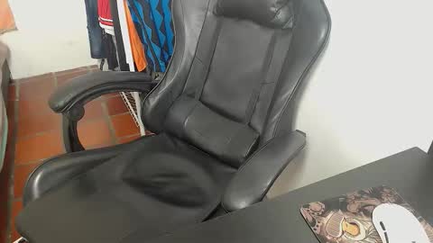 alejandro_cutee online show from December 16, 4:50 am