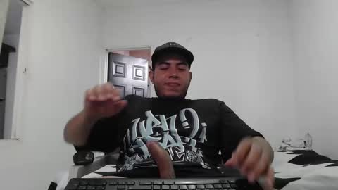 Snapshot of alejandrocock23 chatting on March 8, 2:51 pm alejandrocock online show from March 8, 2:51 pm