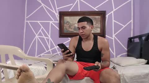 Snapshot of alejandrocock23 chatting on October 15, 4:01 am alejandrocock online show from October 15, 4:01 am