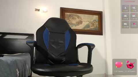 alejandrocock online show from June 20, 11:40 pm