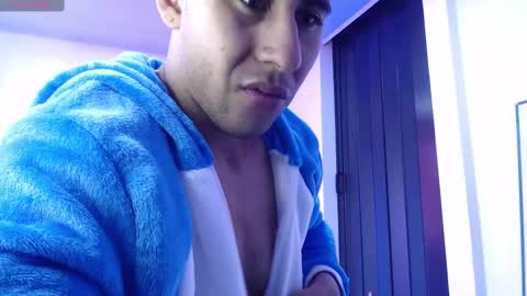 Snapshot of alejandrojf_00 chatting on January 6, 6:31 pm Daiki jack online show from January 6, 6:31 pm