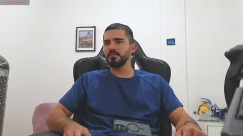 alejandroo_7 online show from June 11, 8:51 pm